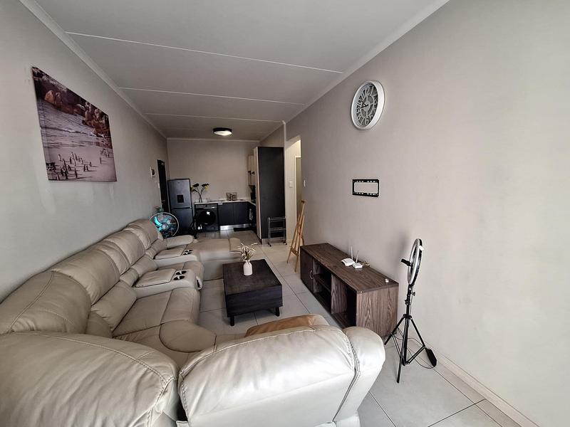 To Let 2 Bedroom Property for Rent in Carlswald Gauteng