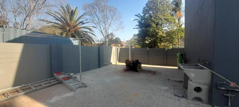 To Let 2 Bedroom Property for Rent in Eldoraigne Gauteng