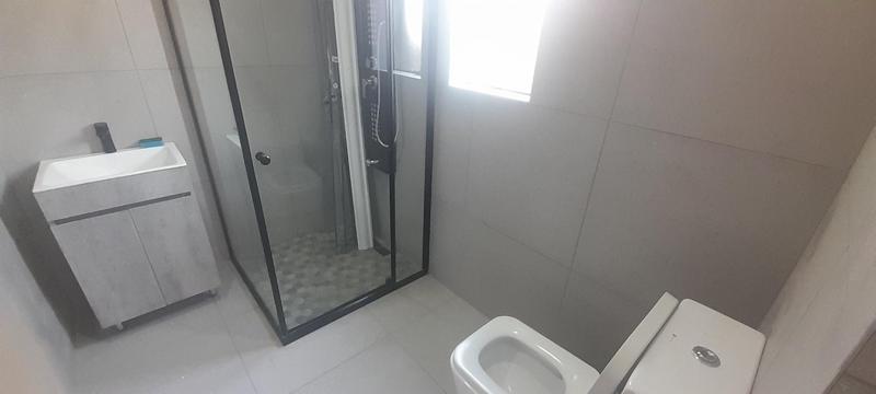 To Let 2 Bedroom Property for Rent in Eldoraigne Gauteng