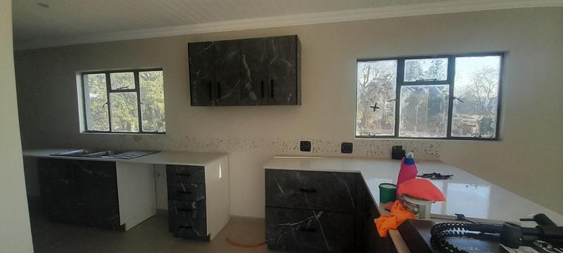 To Let 2 Bedroom Property for Rent in Eldoraigne Gauteng