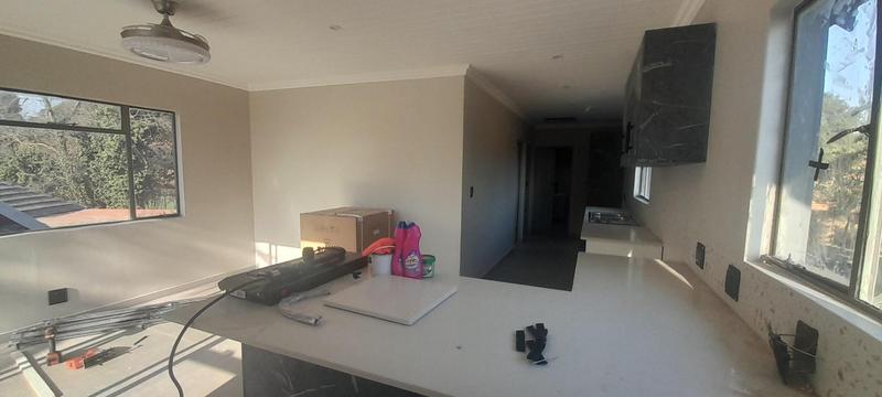 To Let 2 Bedroom Property for Rent in Eldoraigne Gauteng