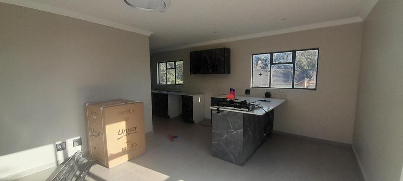 To Let 2 Bedroom Property for Rent in Eldoraigne Gauteng