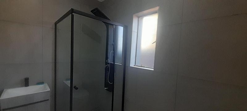 To Let 2 Bedroom Property for Rent in Eldoraigne Gauteng