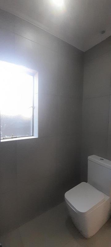 To Let 2 Bedroom Property for Rent in Eldoraigne Gauteng