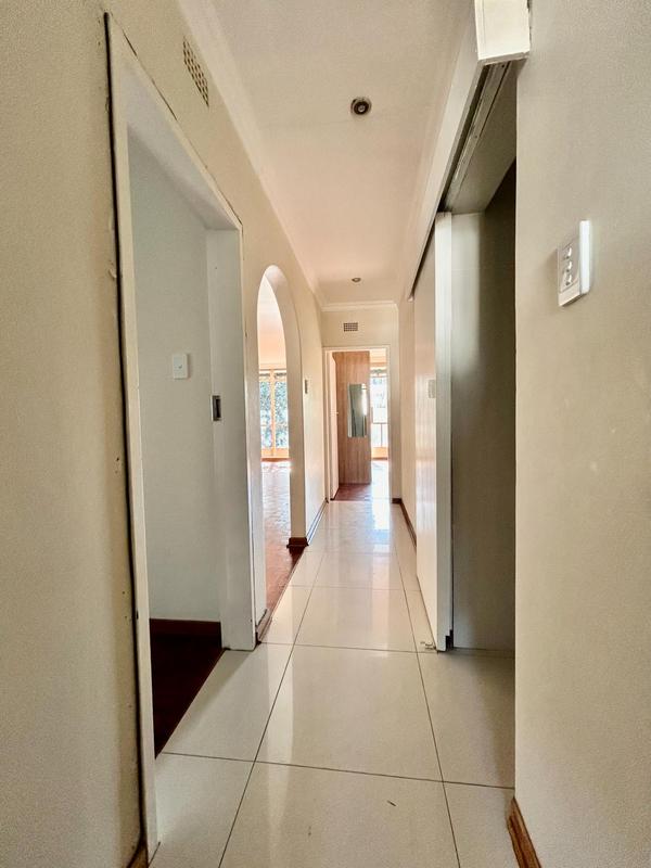 To Let 2 Bedroom Property for Rent in Sandton Central Gauteng