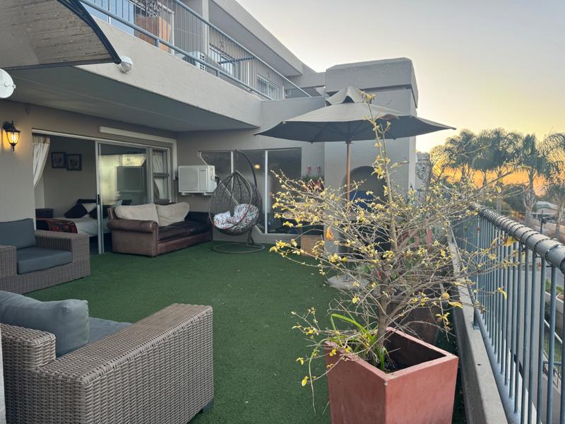 3 Bedroom Property for Sale in Constantia Kloof Gauteng