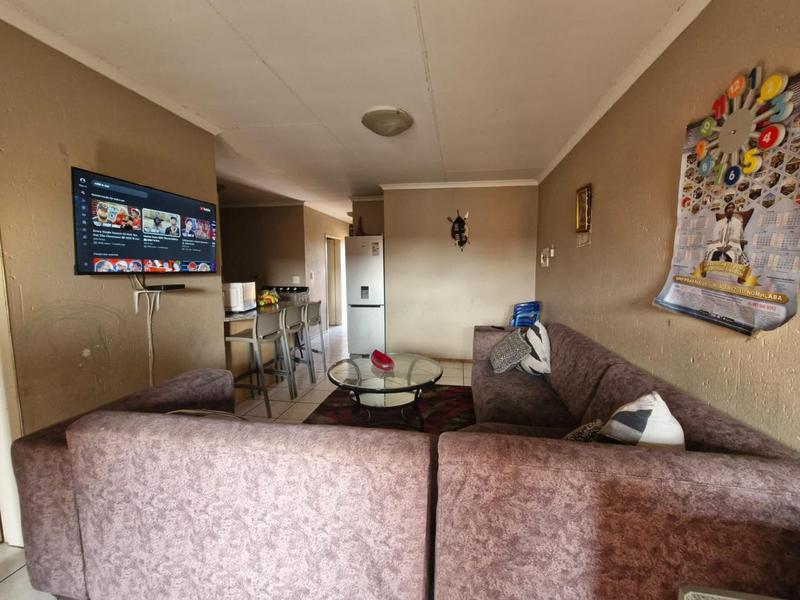 2 Bedroom Property for Sale in Comet Gauteng