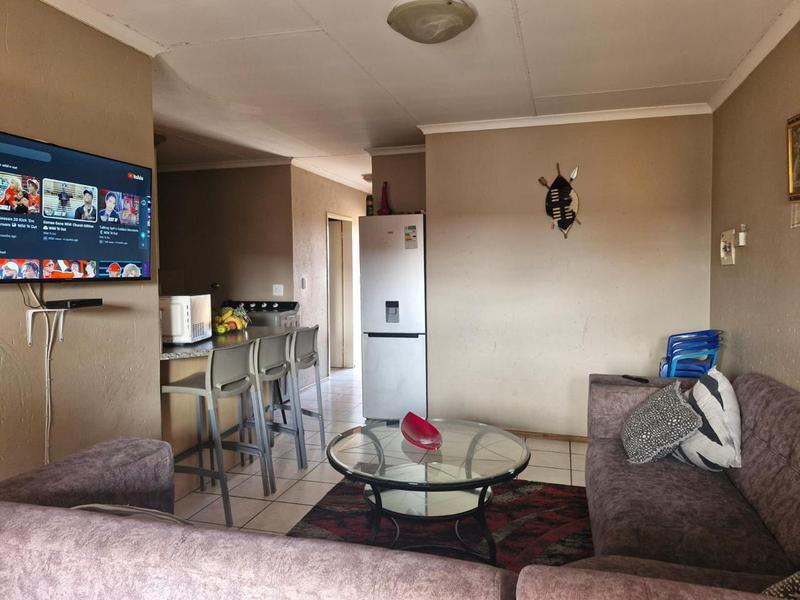 2 Bedroom Property for Sale in Comet Gauteng