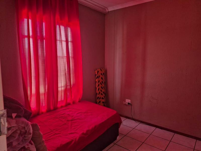 2 Bedroom Property for Sale in Comet Gauteng