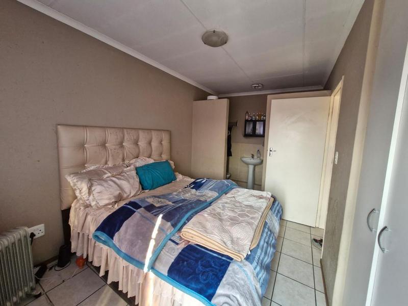 2 Bedroom Property for Sale in Comet Gauteng