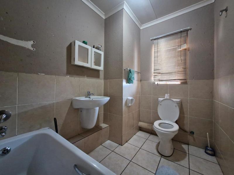 2 Bedroom Property for Sale in Comet Gauteng