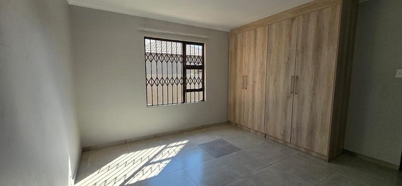 To Let 2 Bedroom Property for Rent in Elspark Gauteng