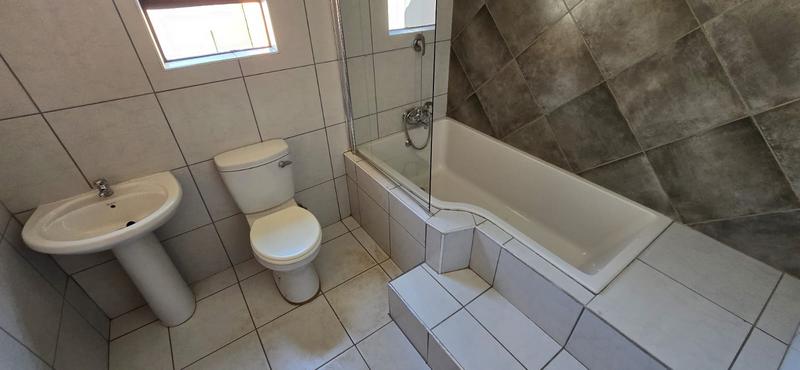 To Let 2 Bedroom Property for Rent in Elspark Gauteng