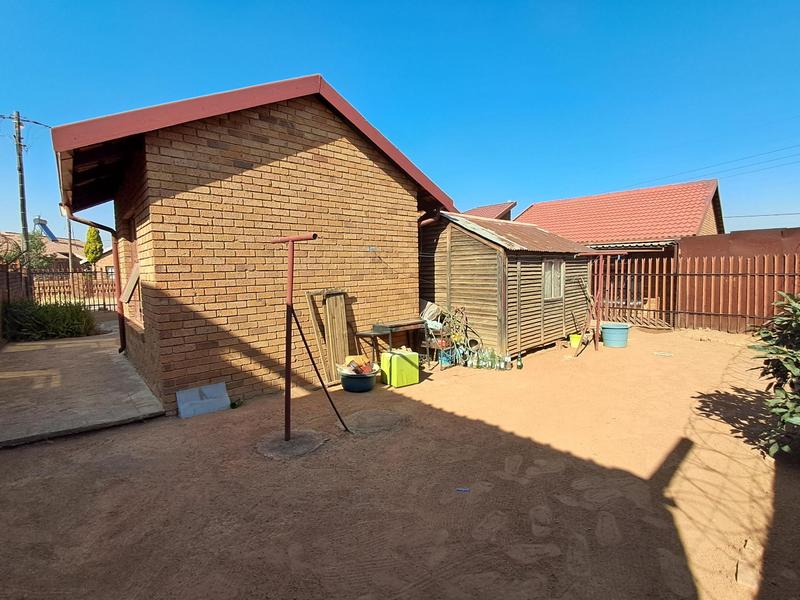 2 Bedroom Property for Sale in Soshanguve Gauteng