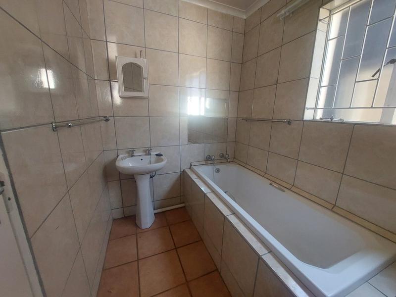 4 Bedroom Property for Sale in Randgate Gauteng