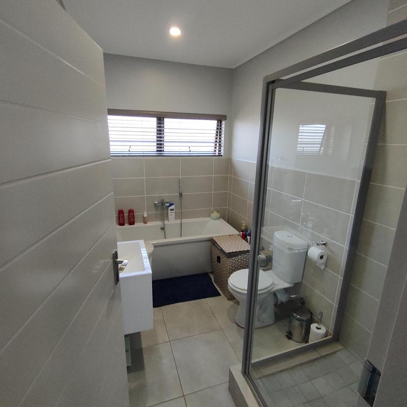 3 Bedroom Property for Sale in Amberfield Gauteng