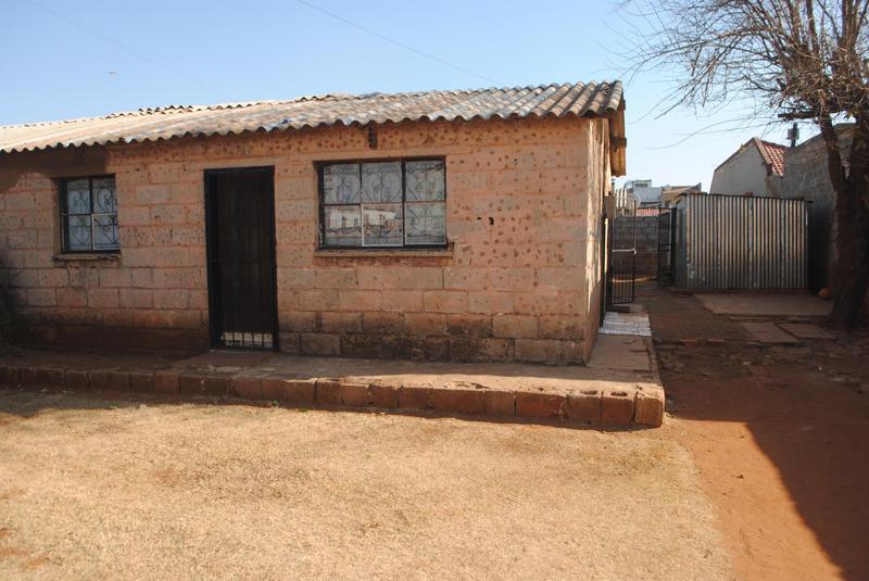 2 Bedroom Property for Sale in Dobsonville Gauteng