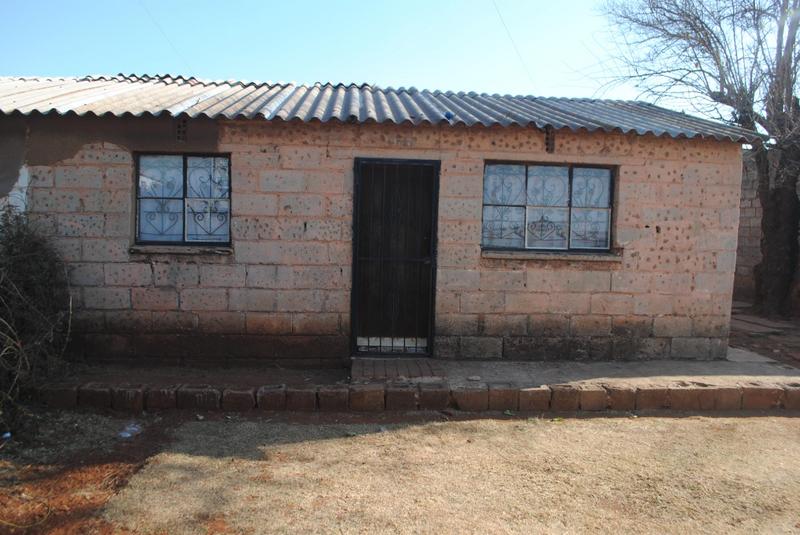 2 Bedroom Property for Sale in Dobsonville Gauteng