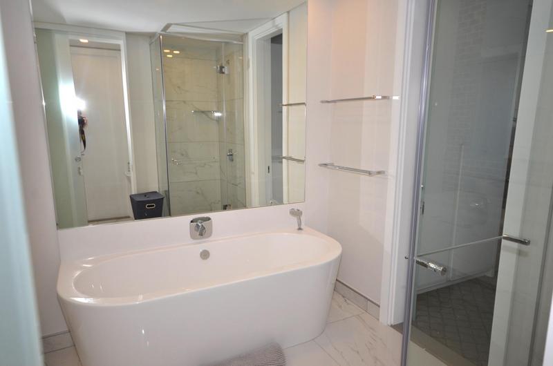 1 Bedroom Property for Sale in Sandton Central Gauteng