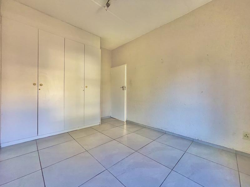 To Let 2 Bedroom Property for Rent in Sunninghill Gauteng