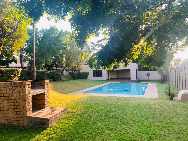 To Let 2 Bedroom Property for Rent in Sunninghill Gauteng