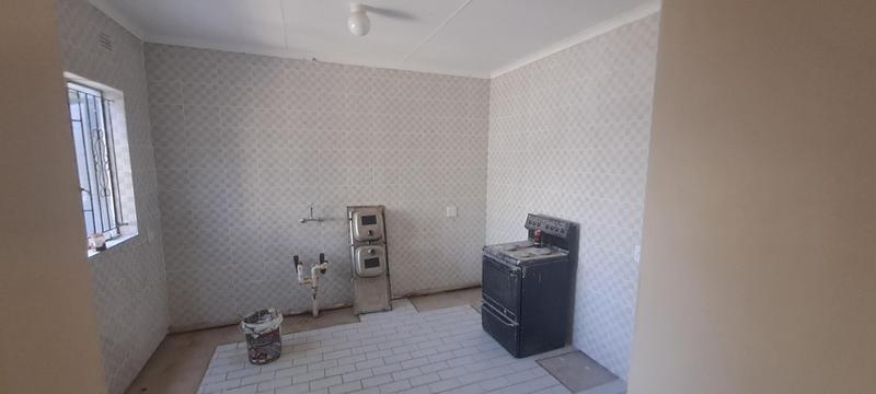 To Let 3 Bedroom Property for Rent in Brixton Gauteng