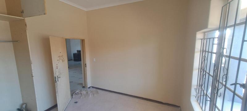 To Let 3 Bedroom Property for Rent in Brixton Gauteng