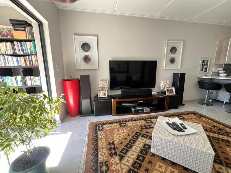 3 Bedroom Property for Sale in Glen Marais Gauteng