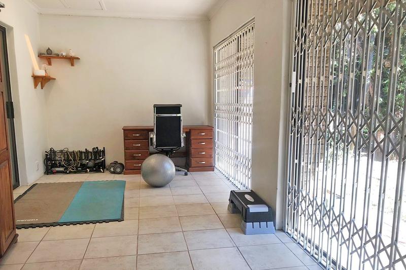 2 Bedroom Property for Sale in Sandown Gauteng