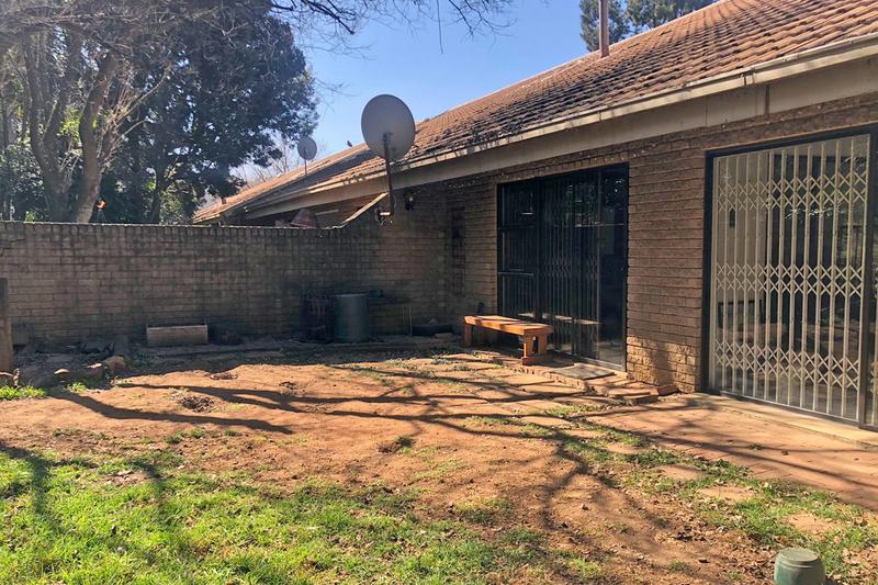 2 Bedroom Property for Sale in Sandown Gauteng