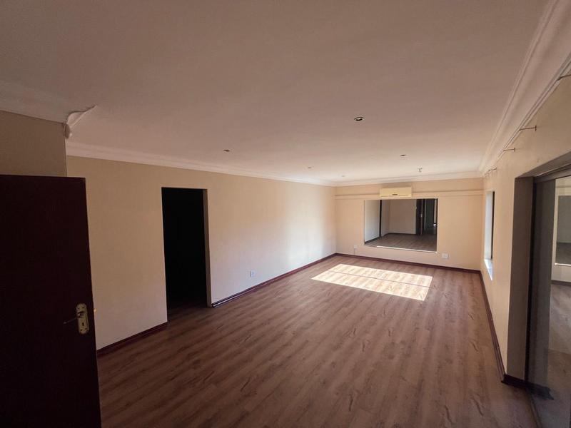 To Let 3 Bedroom Property for Rent in Ruimsig Gauteng