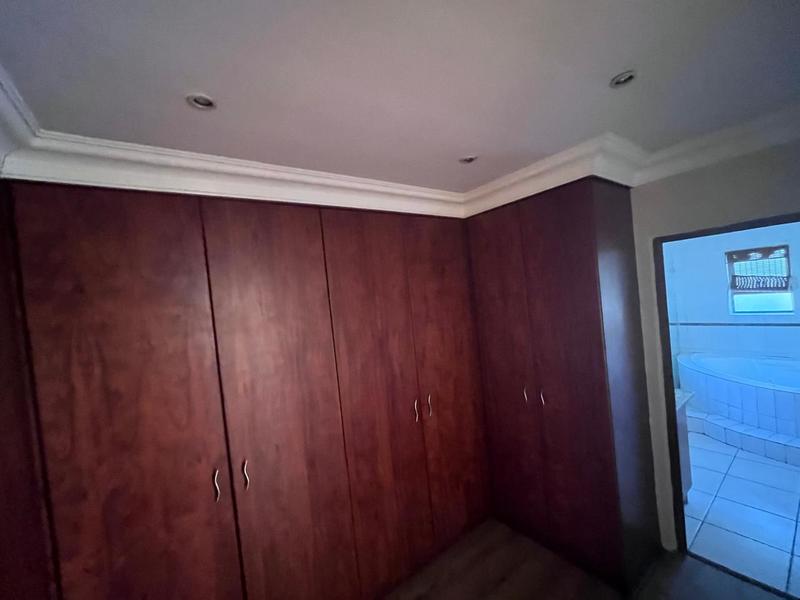 To Let 3 Bedroom Property for Rent in Ruimsig Gauteng