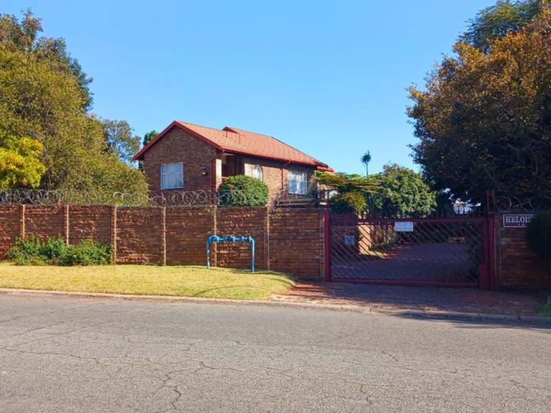 3 Bedroom Property for Sale in Birchleigh North Gauteng