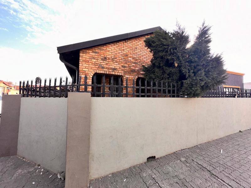 2 Bedroom Property for Sale in Ivory Park Gauteng