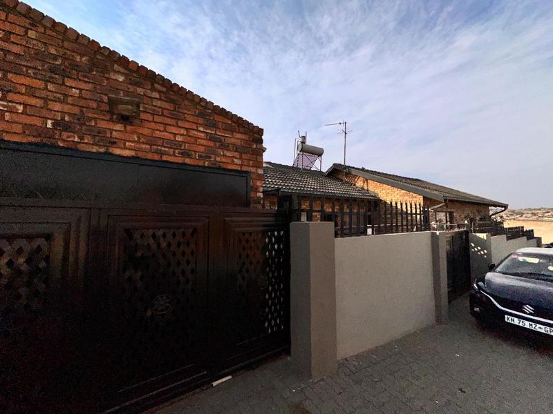 2 Bedroom Property for Sale in Ivory Park Gauteng