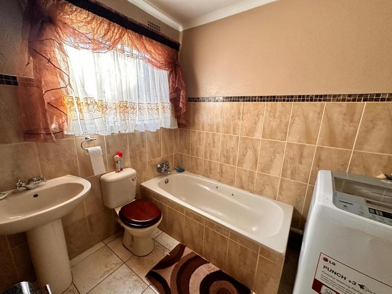 2 Bedroom Property for Sale in Ivory Park Gauteng