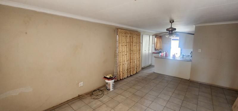 2 Bedroom Property for Sale in Theresa Park Gauteng