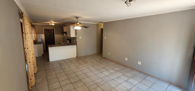 2 Bedroom Property for Sale in Theresa Park Gauteng