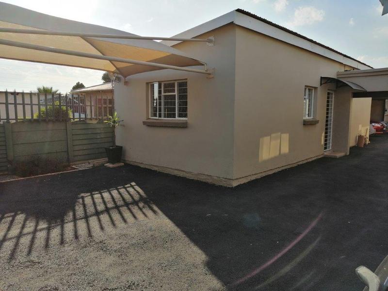 To Let 1 Bedroom Property for Rent in Primrose Gauteng