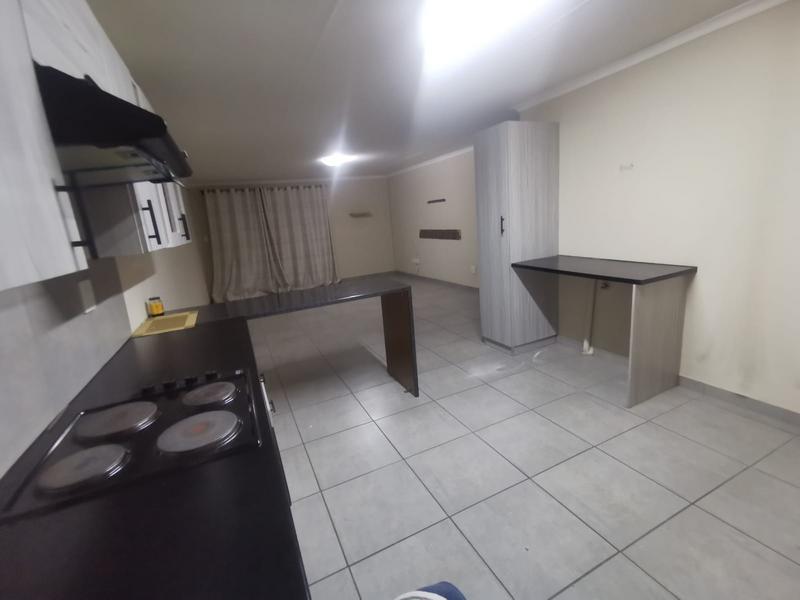 2 Bedroom Property for Sale in Florida Gauteng