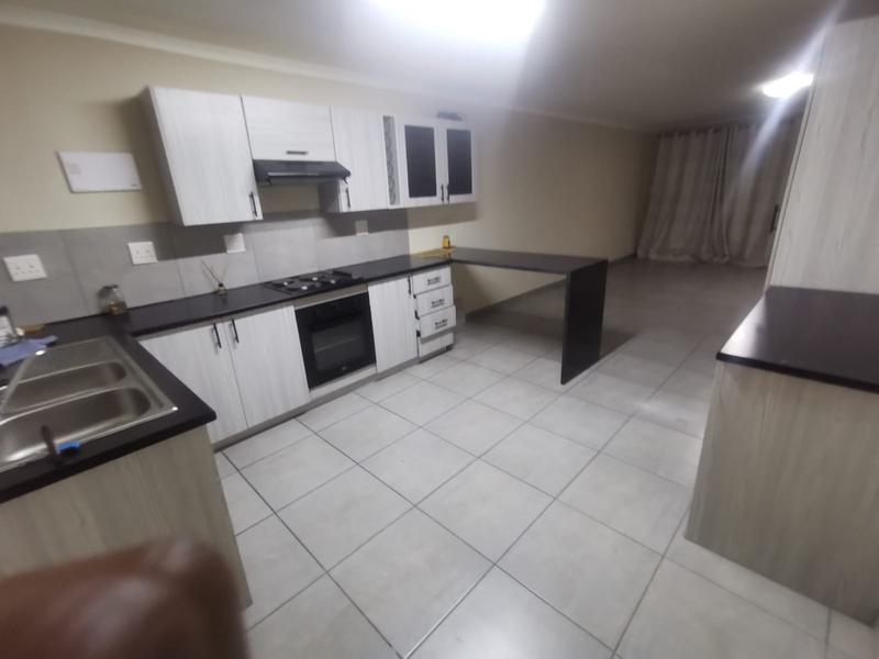 2 Bedroom Property for Sale in Florida Gauteng