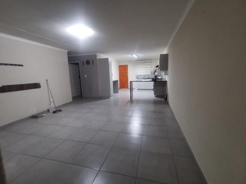 2 Bedroom Property for Sale in Florida Gauteng