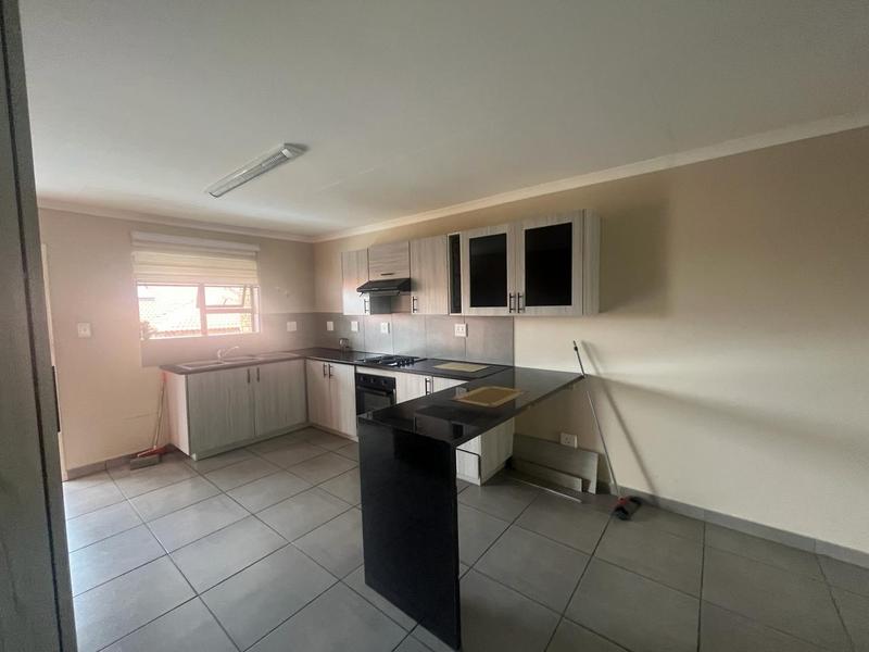 2 Bedroom Property for Sale in Florida Gauteng