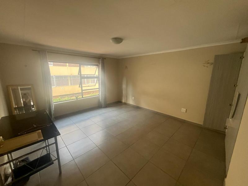 2 Bedroom Property for Sale in Florida Gauteng