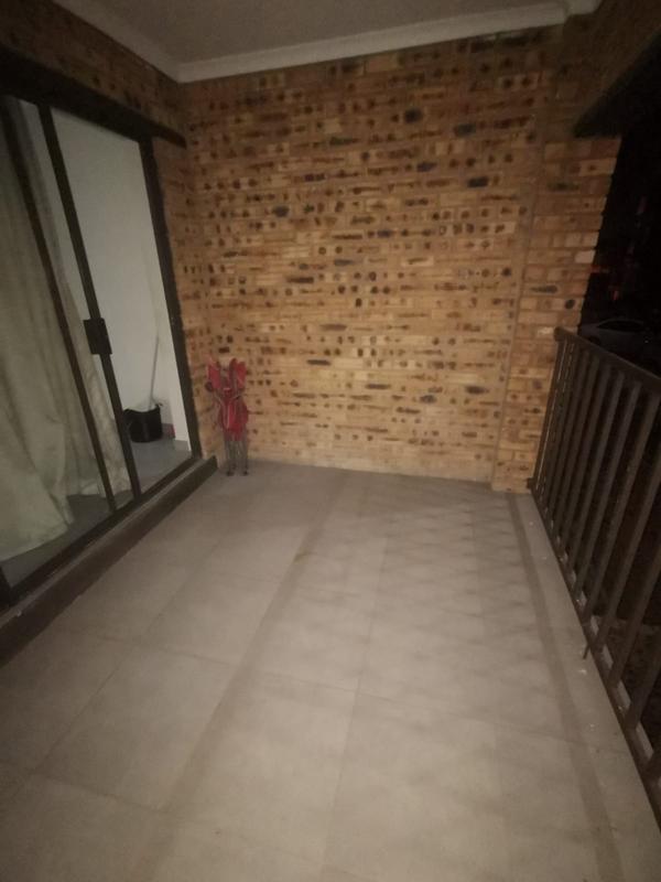 2 Bedroom Property for Sale in Florida Gauteng