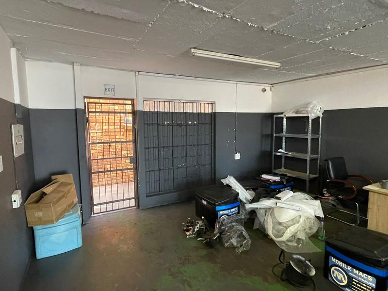 To Let commercial Property for Rent in Lyttelton Manor Gauteng