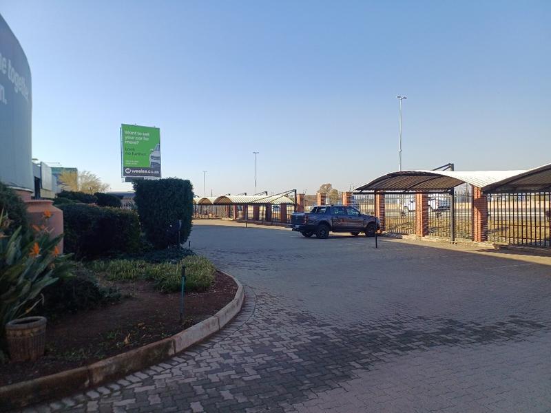 To Let commercial Property for Rent in Rooihuiskraal Gauteng