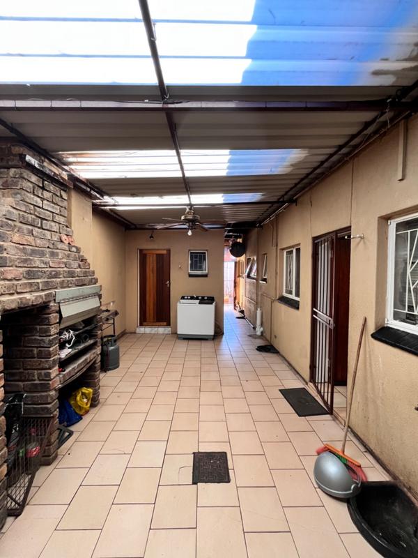 To Let 3 Bedroom Property for Rent in Dorandia Gauteng