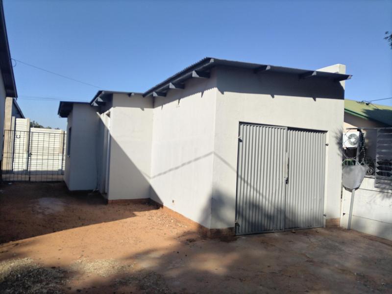 3 Bedroom Property for Sale in Mountain View Gauteng