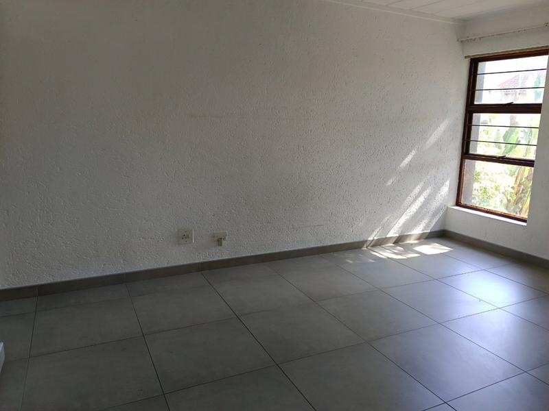 To Let 2 Bedroom Property for Rent in Paulshof Gauteng